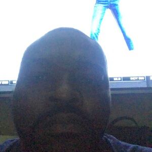 Meet your Posher, Gregory